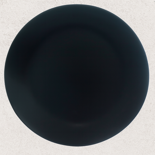 Prato de cerâmica raso Charlot preto 27 cm